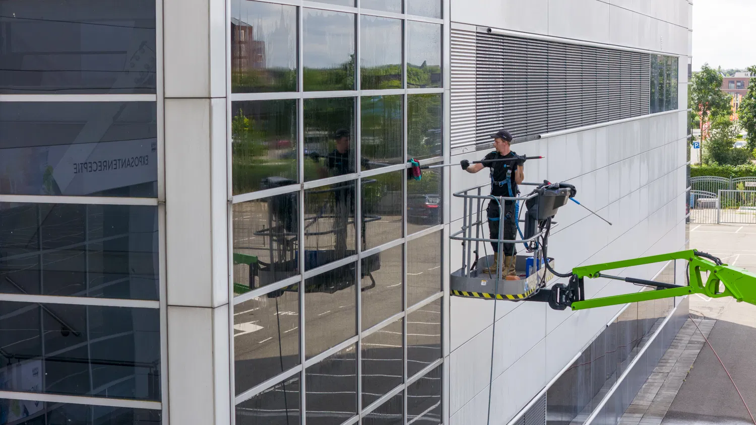 GLAS EN GEVELONDERHOUD